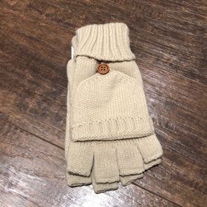 BNWT•Tan Fingerless Glove/Mittens